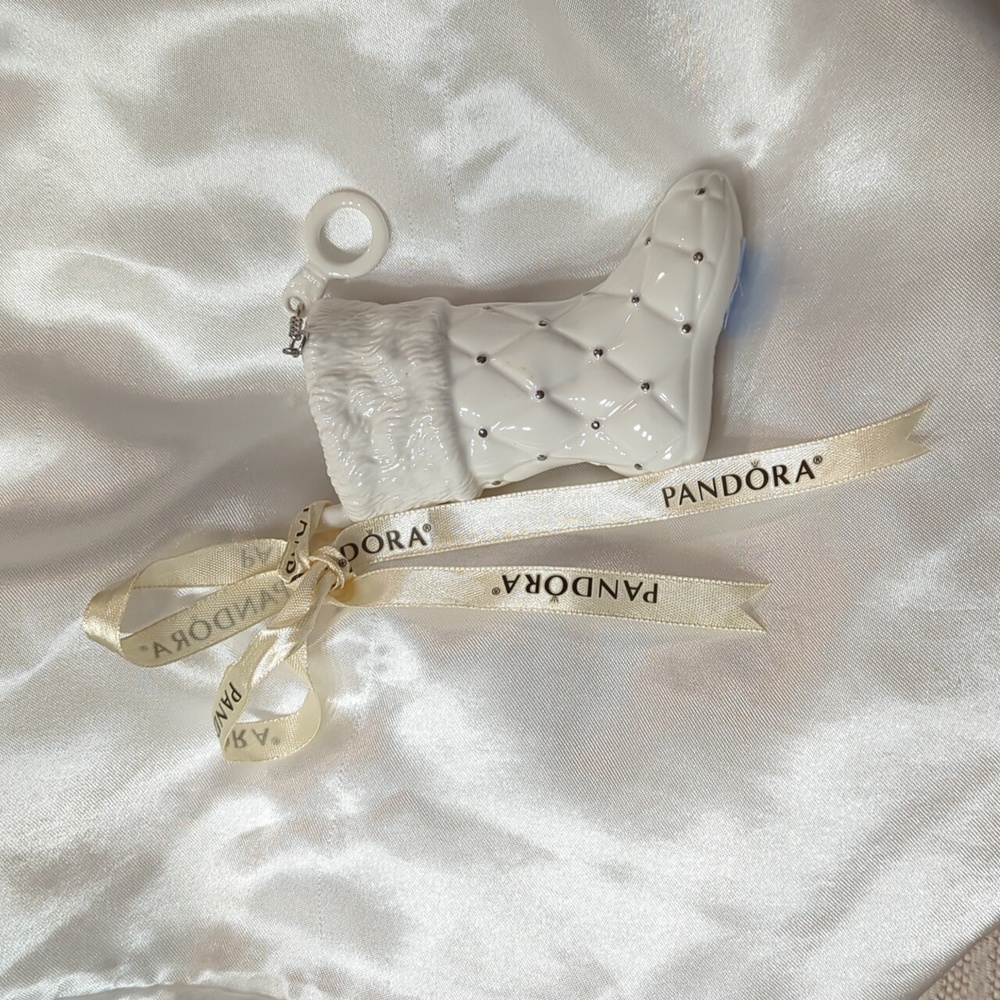 Pandora 2012 Christmas Ornament